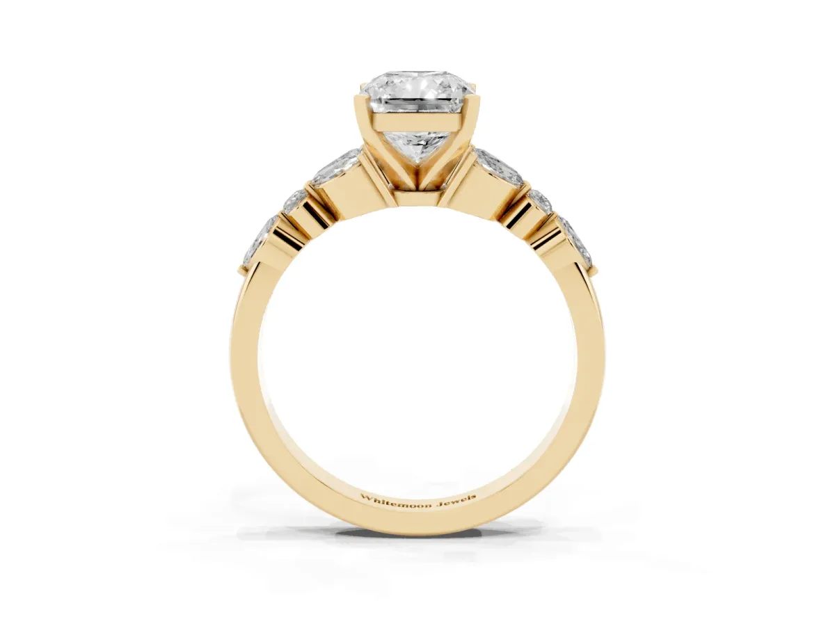 Radiant Cut Diamond Solitaire Ring with Side Stones and Four-Prong Setting Yellow gold