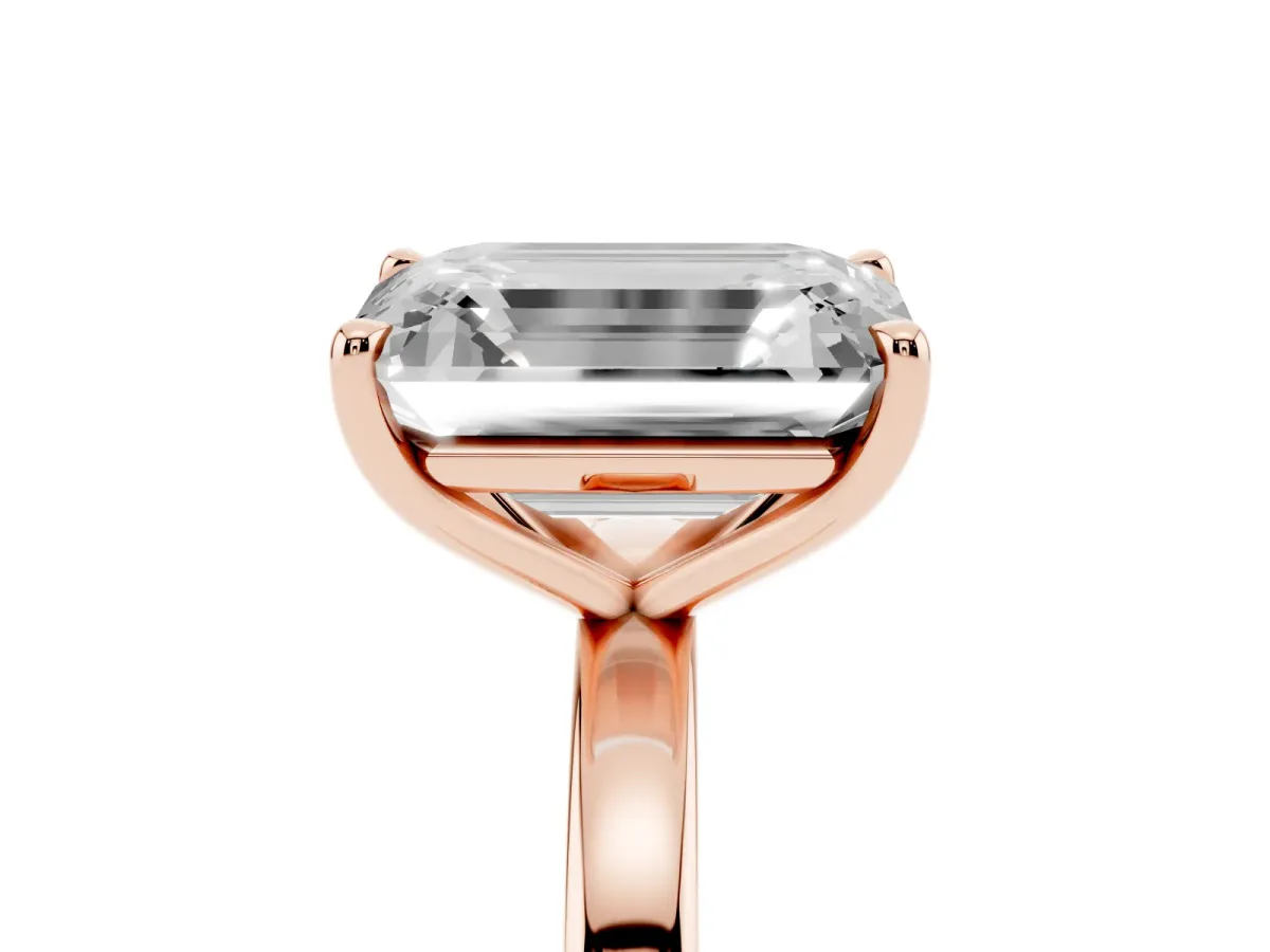 Fancy Pink Emerald Cut and Emerald Cut Toi Moi Ring with Prong Setting Rose gold
