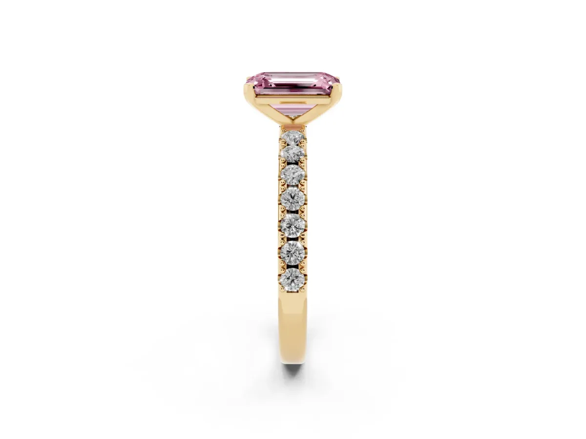 Fancy Pink Emerald Cut Diamond Solitaire Pavé Band with Four-Prong Setting Yellow gold