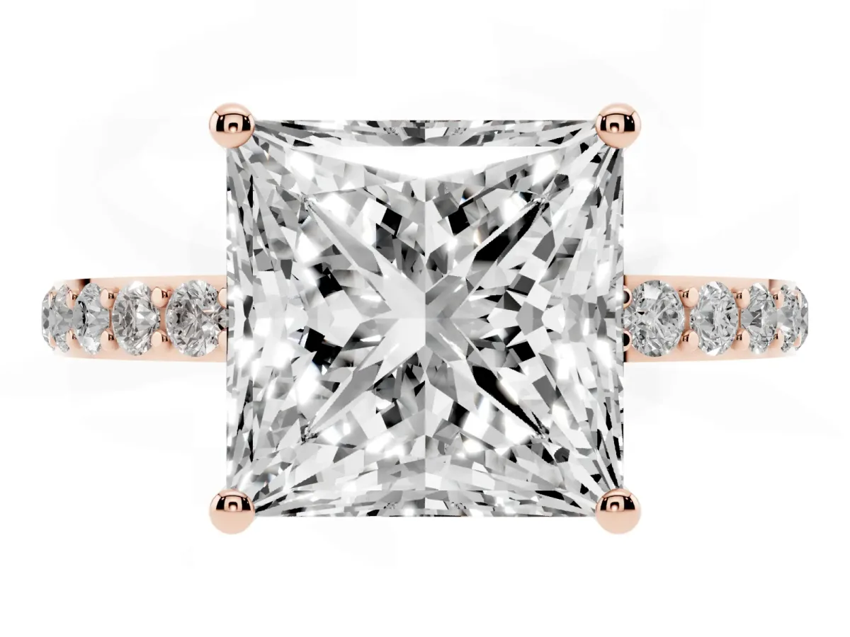 Princess Cut Diamond Solitaire Ring with Round Pavé Shoulders and Prong Setting Rose gold
