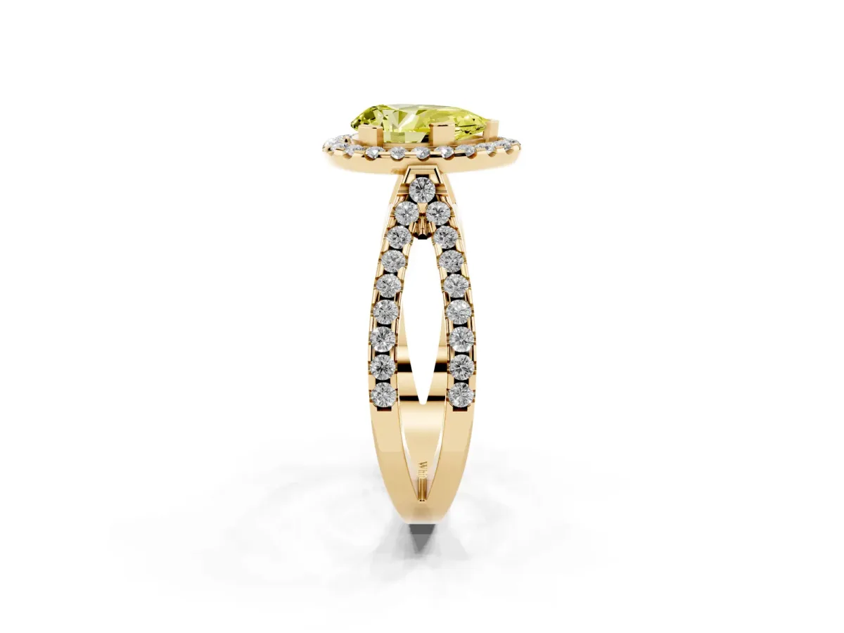 Fancy Yellow Pear Cut Diamond Halo Ring with Split Shank Pavé Band and Prong Setting Yellow gold