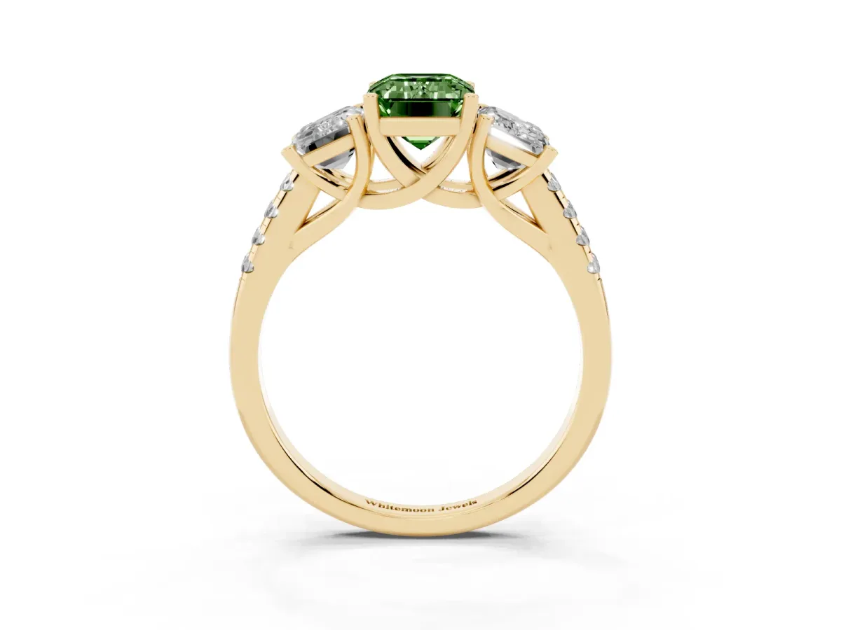 Fancy Green Three-Stone Emerald Cut Diamond Ring with Round Pavé Band and Prong Setting Yellow gold