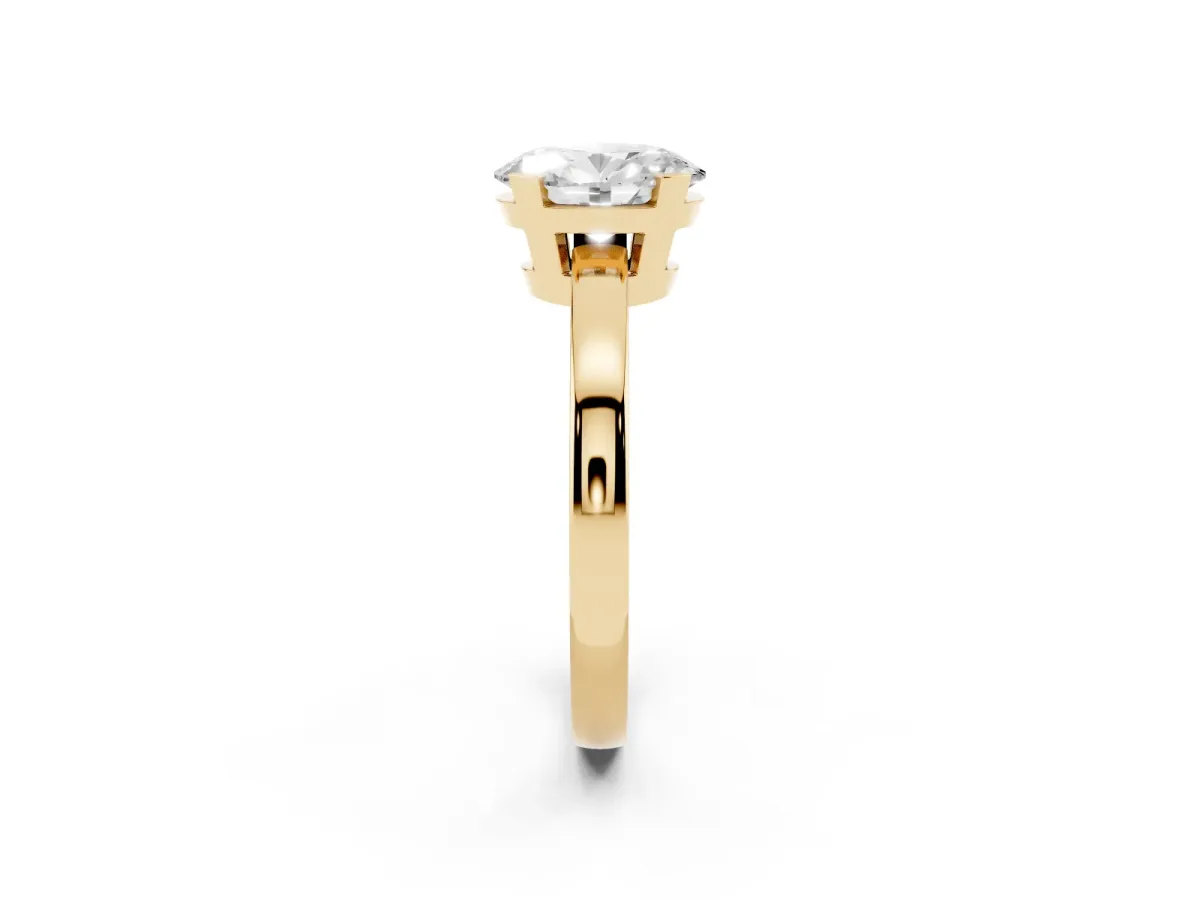 Oval Cut Cut Solitaire Ring with Four-Prong Setting and Classic Band Yellow gold