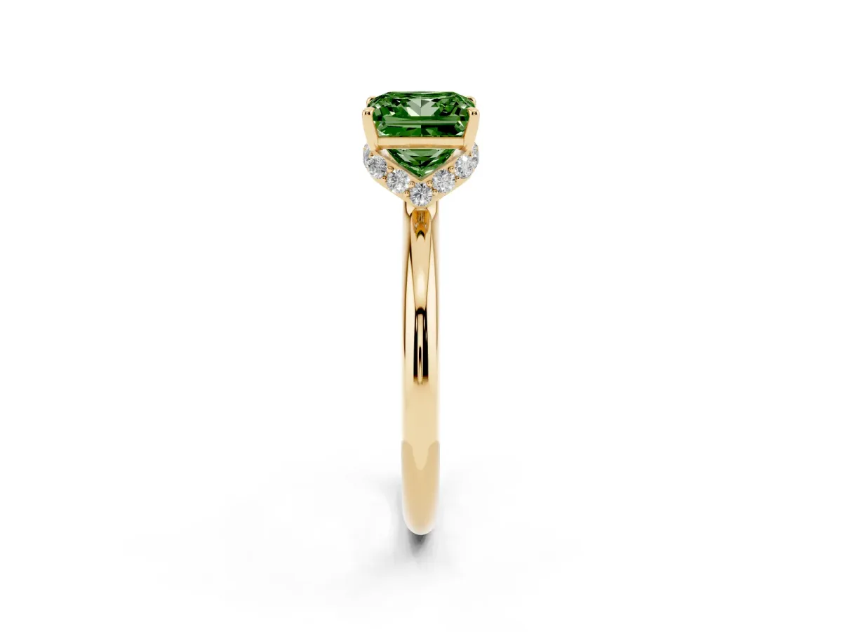 Fancy Green Princess Cut Brilliant Solitaire Engagement Ring with Six-Prong Setting and Classic Band Yellow gold