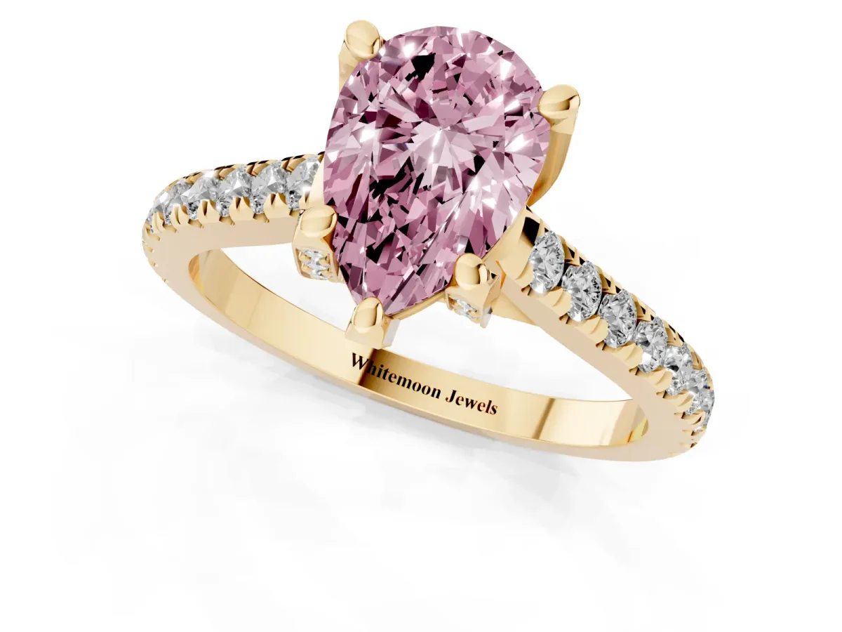 Fancy Pink Pear Cut Brilliant Diamond Solitaire with Pavé Band and Four-Prong Setting Yellow gold