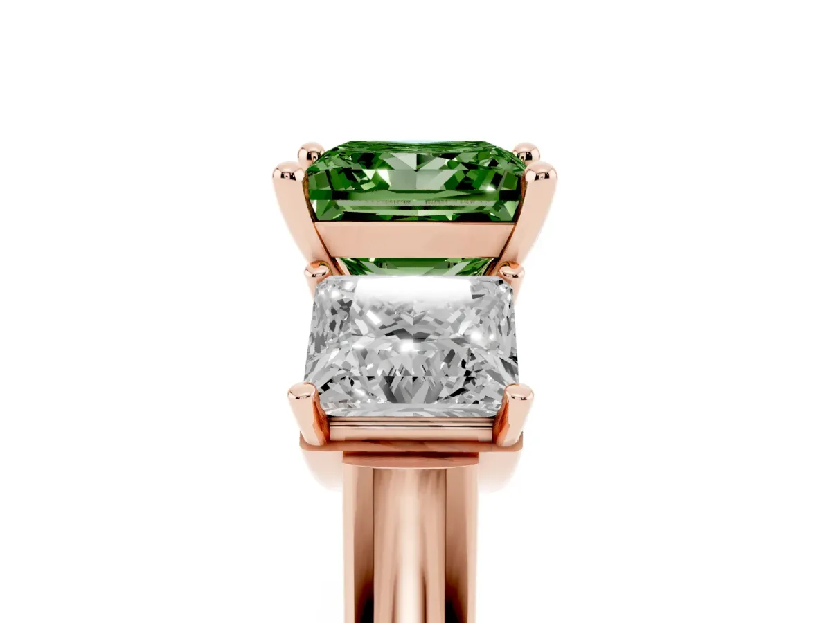 Fancy Green Three-Stone Princess Cut Brilliant Diamond Trellis Ring with Comfort Fit Band Rose gold