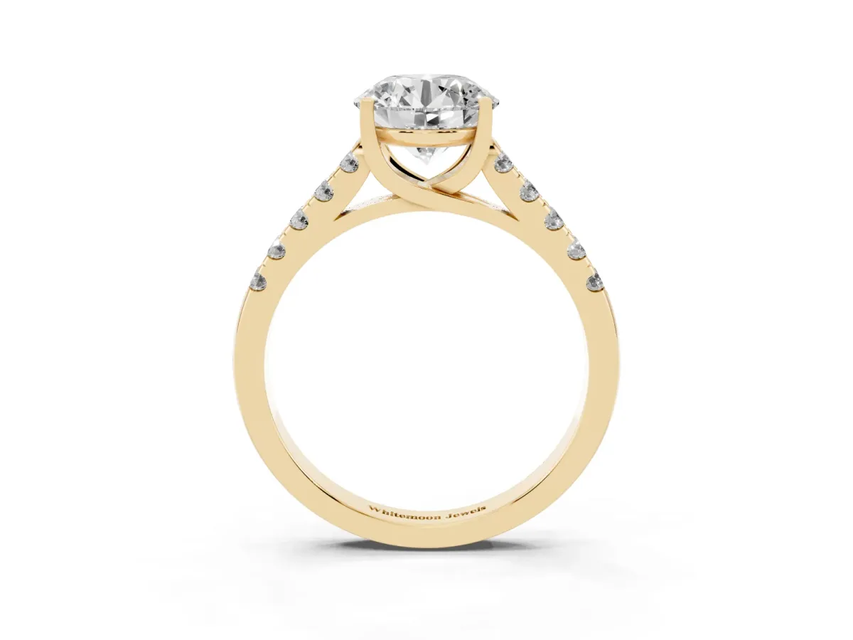 Round Cut Diamond Pavé Band Solitaire Ring with Prong Setting Yellow gold