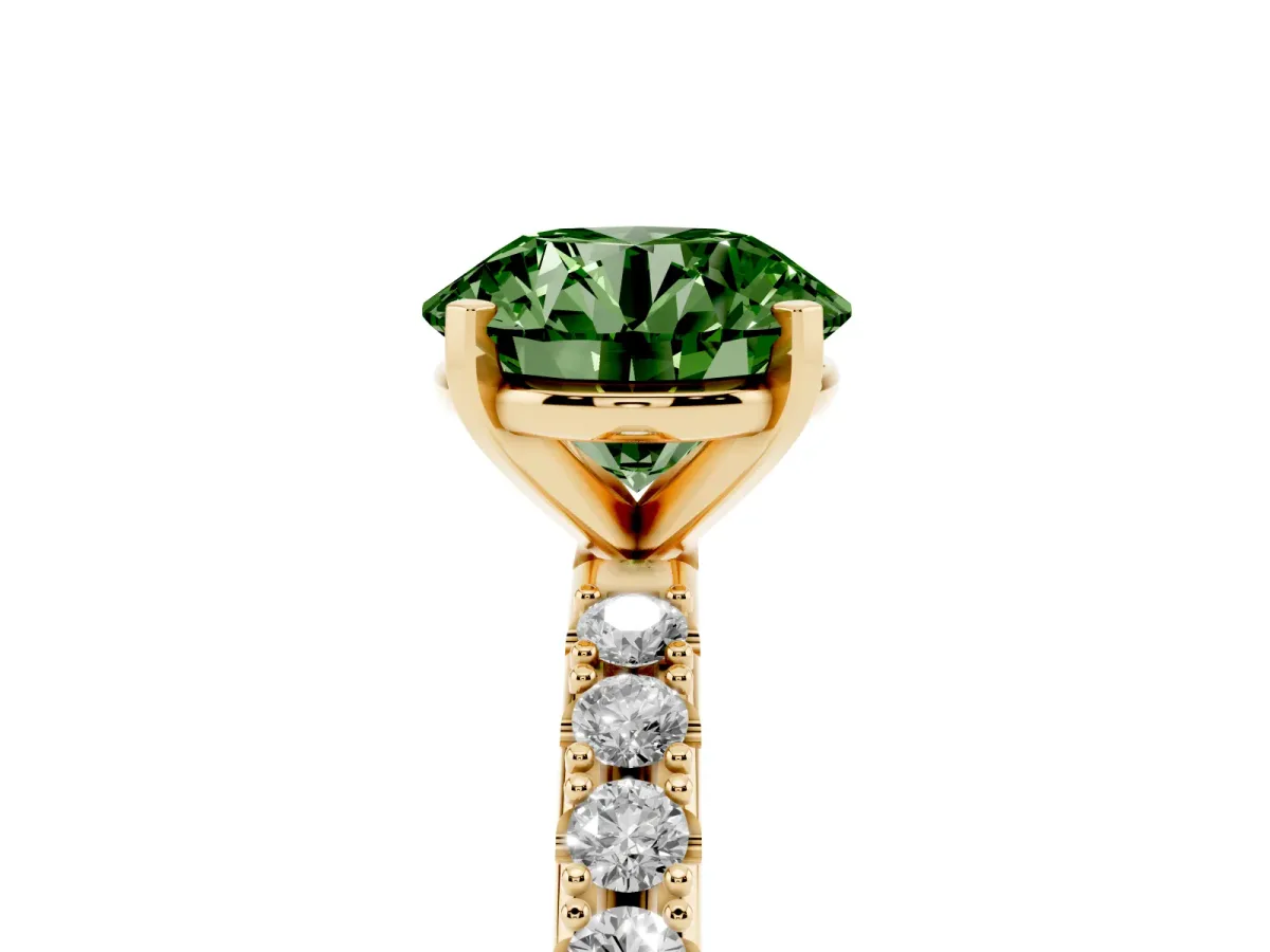 Fancy Green Round Cut Diamond Solitaire Pavé Band with Four-Prong Setting Yellow gold