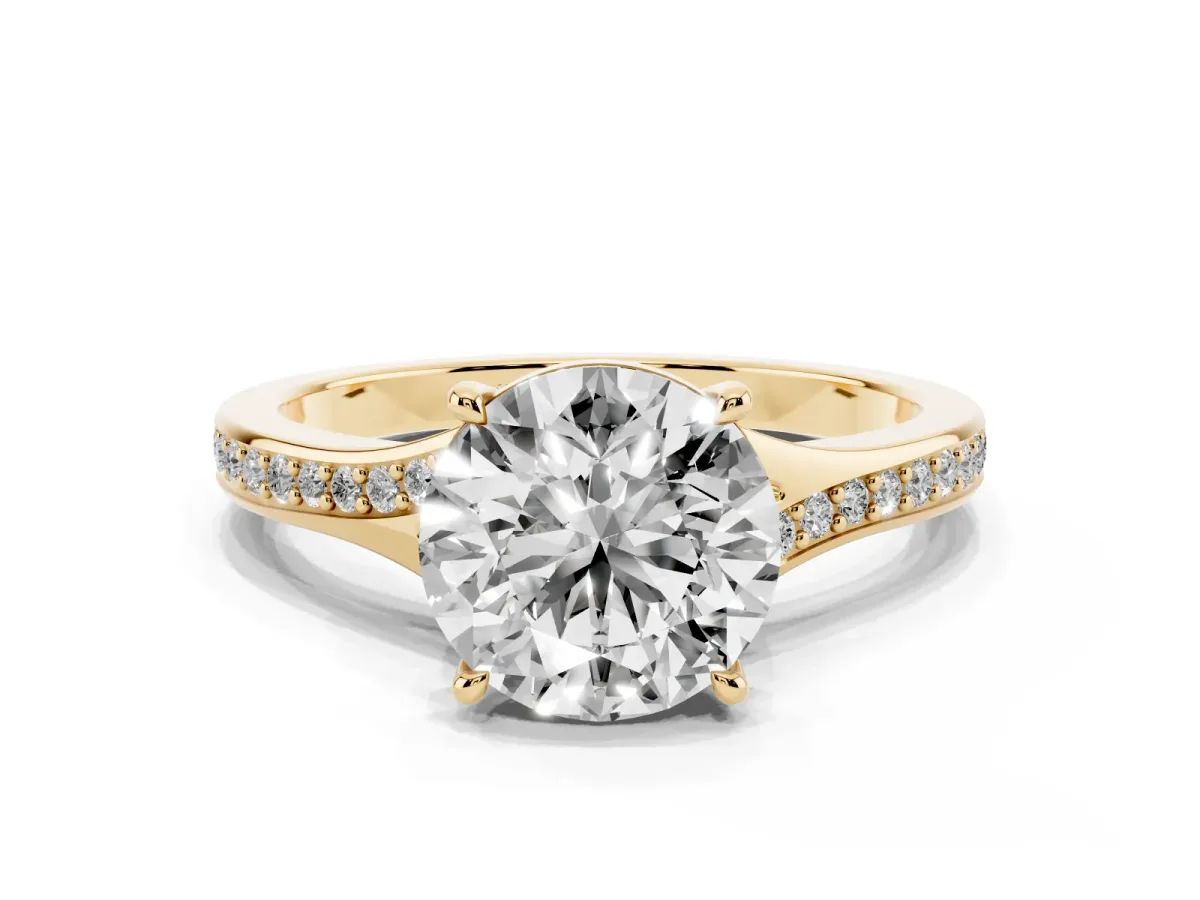 Round Cut Diamond Solitaire Ring with Pavé Band and Prong Setting Yellow gold