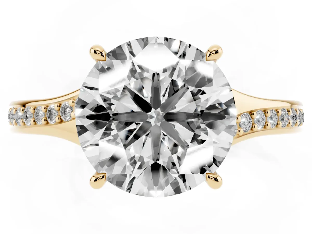 Round Cut Diamond Solitaire Ring with Pavé Band and Prong Setting Yellow gold
