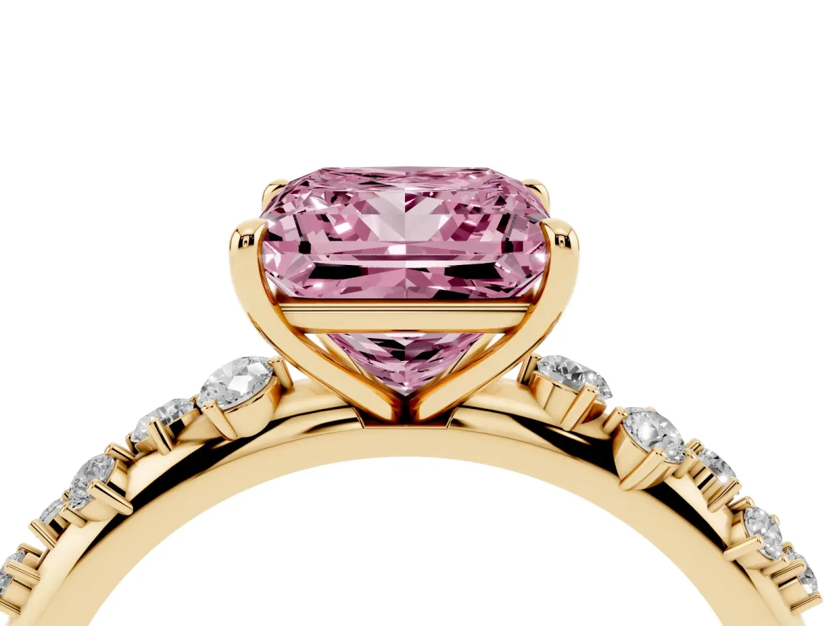 Fancy Pink Princess Cut Diamond Cluster Prong-Set Solitaire Ring Yellow gold