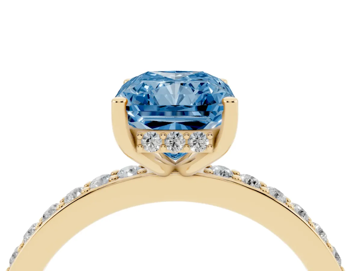 Fancy Blue Radiant Cut Cut Diamond Pavé Band Ring with Four-Prong Setting Yellow gold