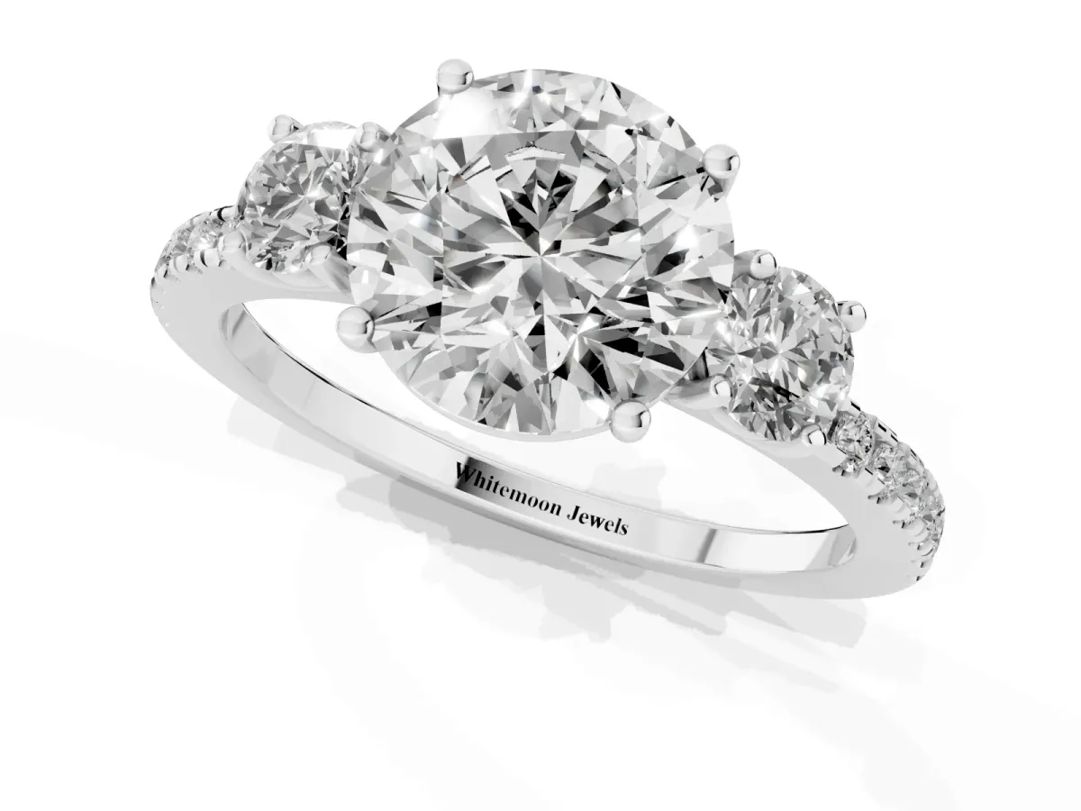 Three-Stone Round Cut Cut Diamond Pavé Band with Prong Setting Silver