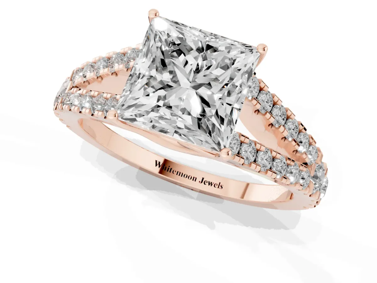 Princess Cut Diamond Split Shank Pavé Engagement Ring with Four-Prong Setting Rose gold