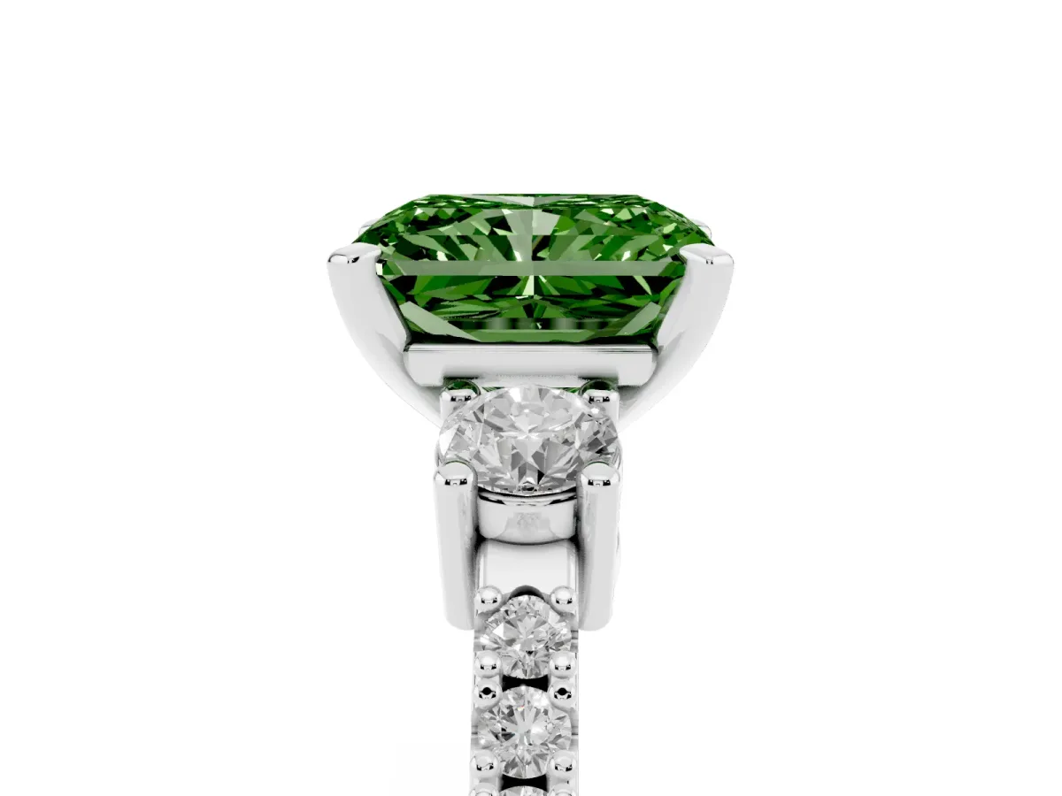 Fancy Green Radiant Cut Three-Stone Diamond Pavé Band with Prong Setting White gold