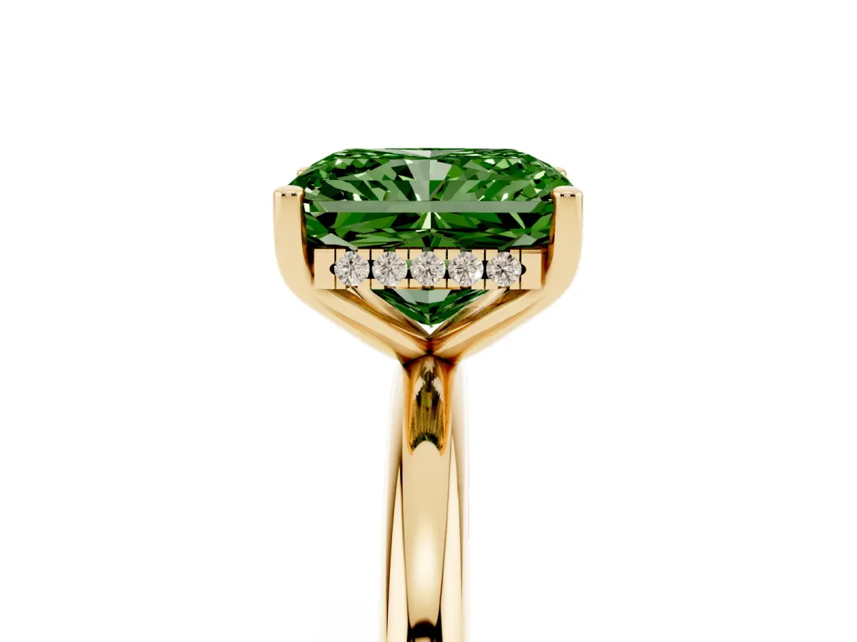 Fancy Green Radiant Cut Cut Solitaire Engagement Ring with Four-Prong Setting and Classic Band Yellow gold