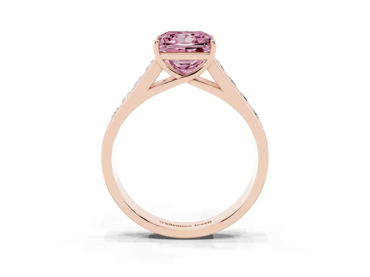 Fancy Pink Princess Cut Brilliant Channel-Set Solitaire Ring with Four-Prong Setting Rose gold