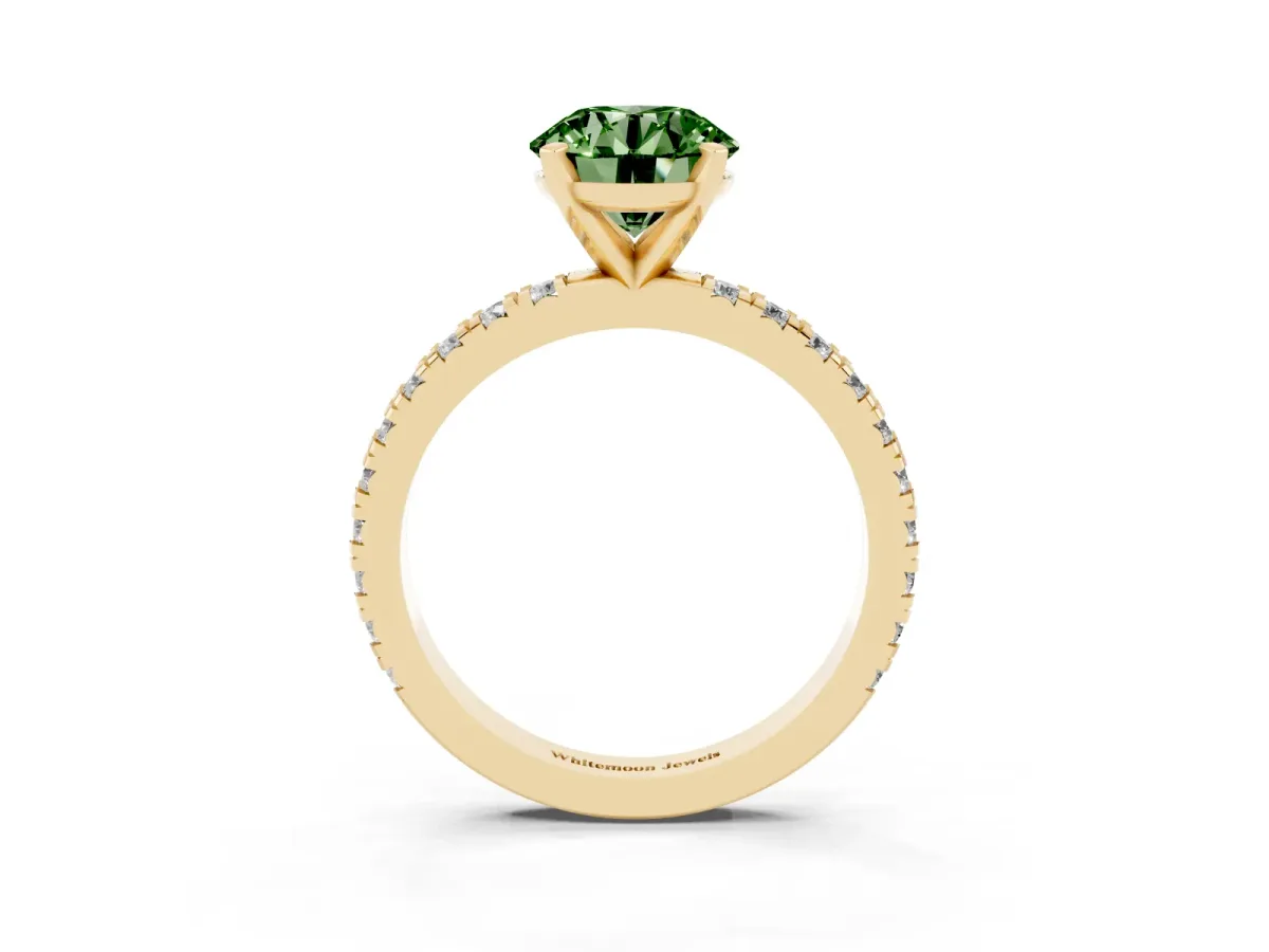 Fancy Green Round Cut Diamond Pavé Band Solitaire with Four-Prong Setting Yellow gold