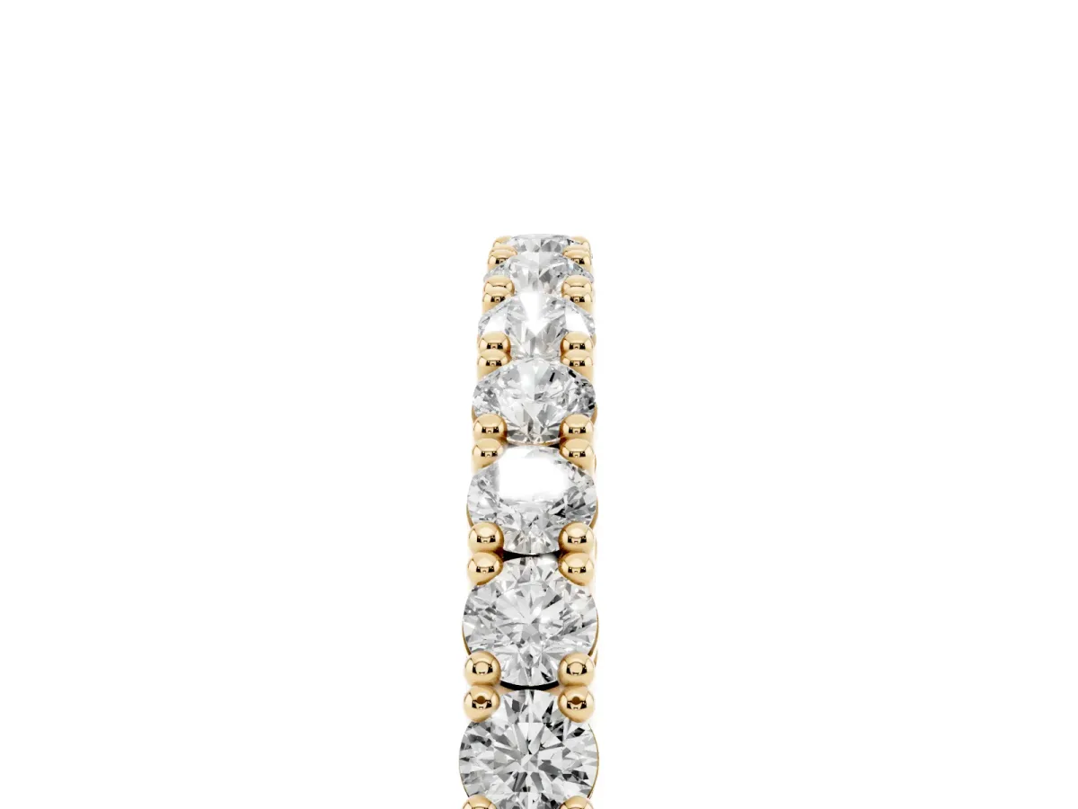 Round Diamond Half-Eternity Band with Shared Prong Setting Yellow gold