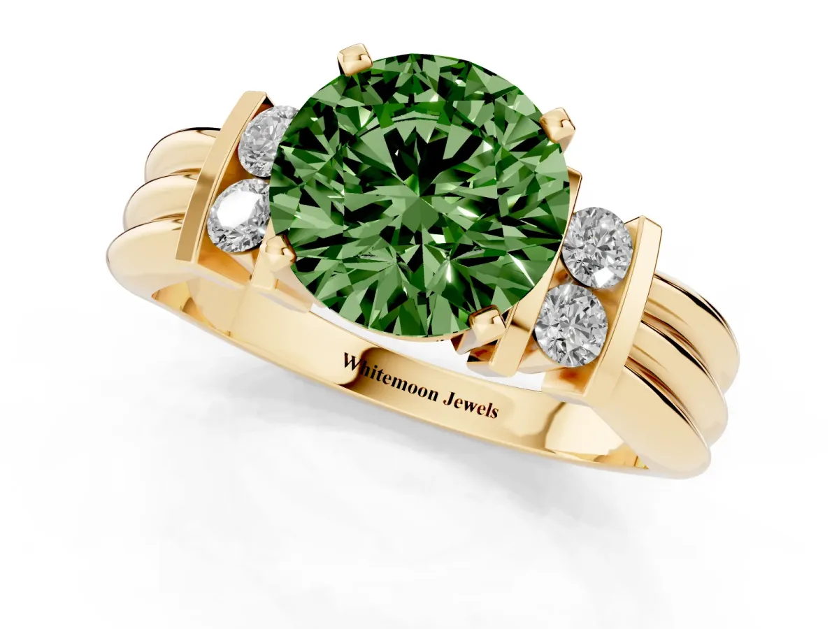 Fancy Green Round Cut Cut Three-Stone Channel Set Ring with Bar Prongs Yellow gold