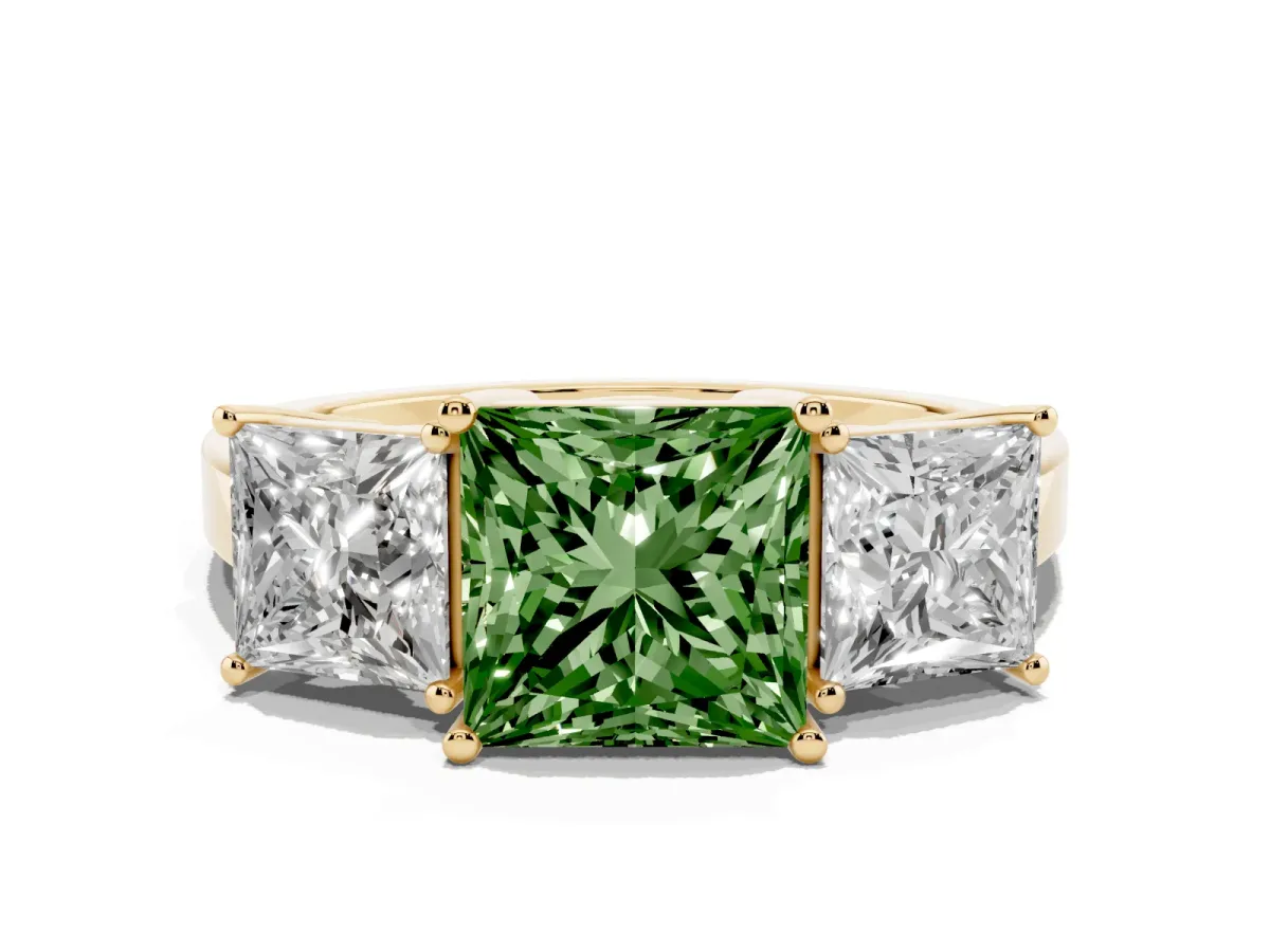 Fancy Green Three-Stone Princess Cut Cut Diamond Engagement Ring with Flat Band and Four-Prong Setting Yellow gold