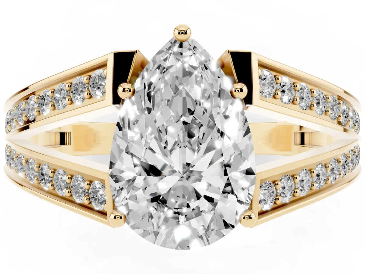 Pear Cut Diamond Split Shank Ring with Pavé Band and Four-Prong Setting Yellow gold