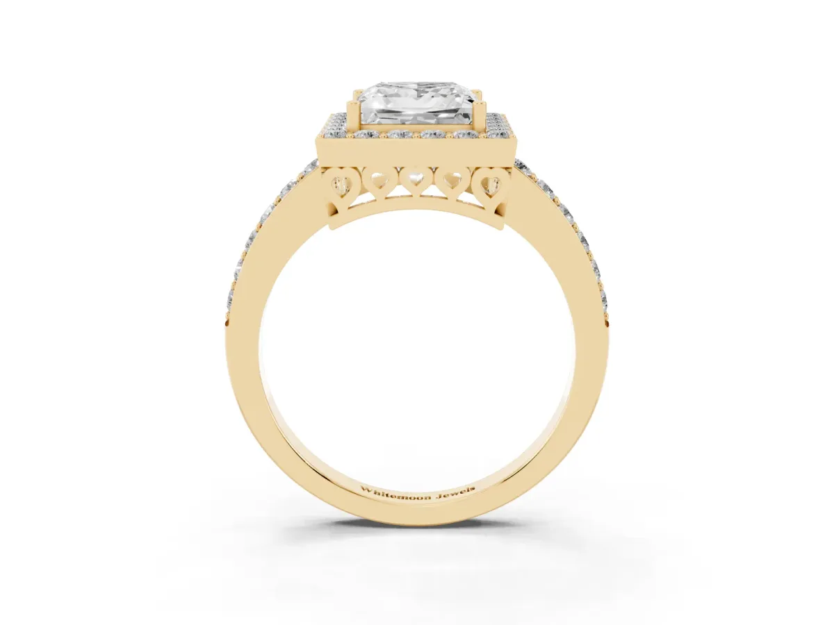 Princess Cut Halo Diamond Pavé Band Ring with Prong Setting Yellow gold