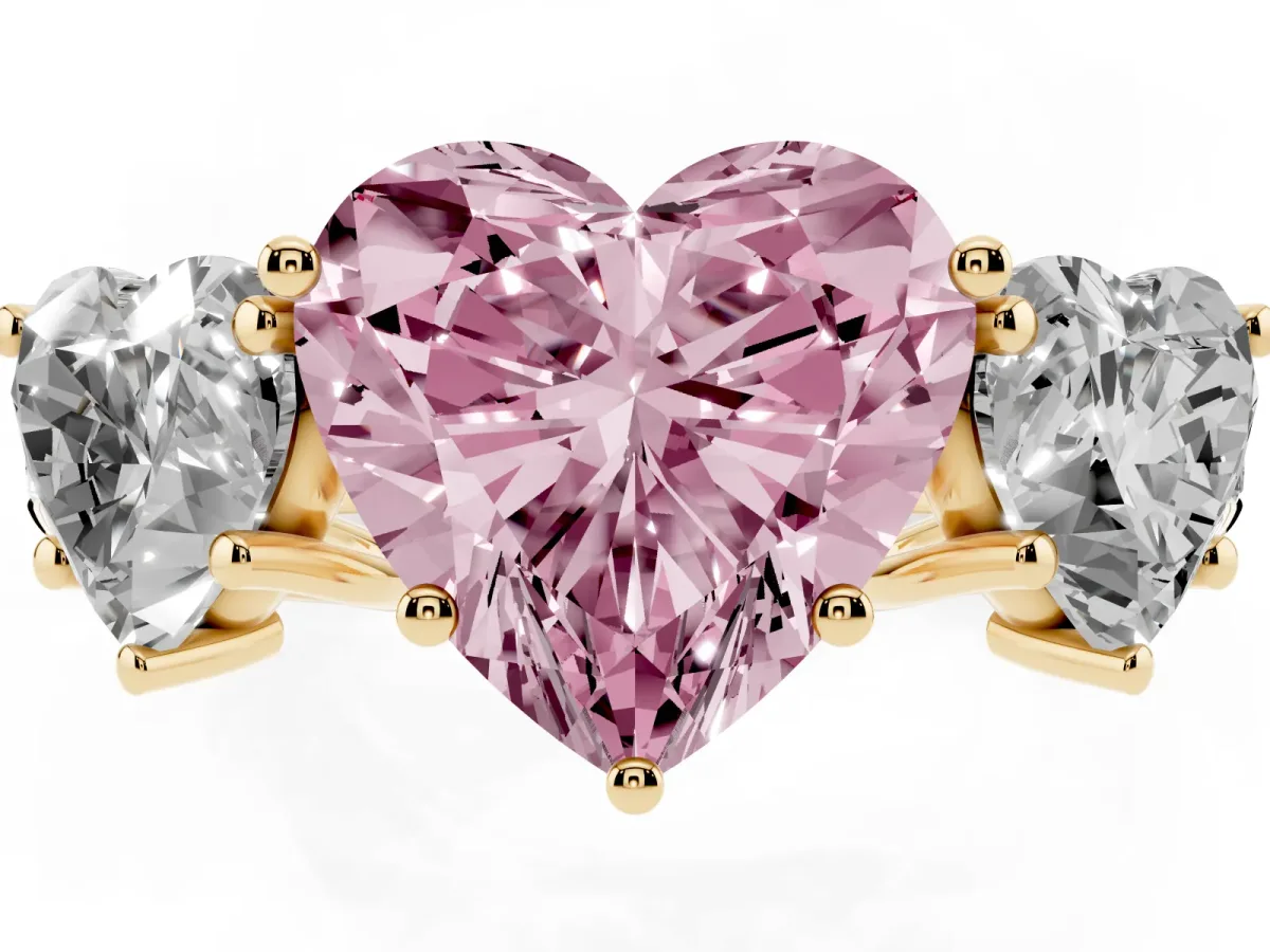 Fancy Pink Three-Stone Heart Cut Diamond Pavé Band with Prong Setting Yellow gold