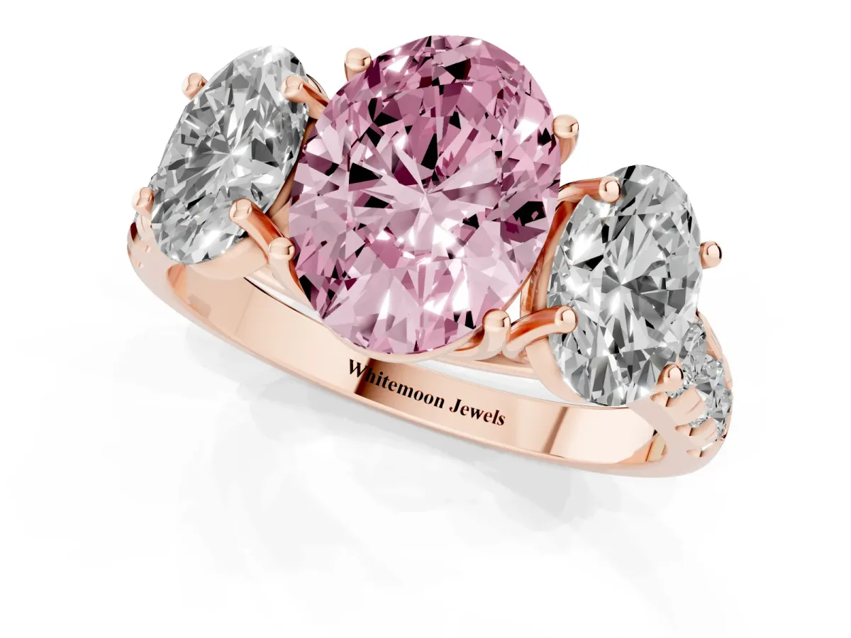 Fancy Pink Three-Stone Oval Cut Diamond Pavé Band with Prong Setting Rose gold