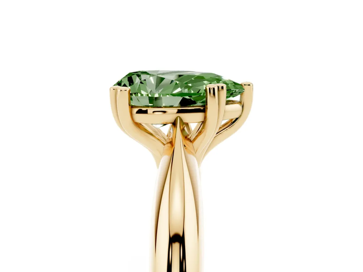 Fancy Green Pear Cut Cut Solitaire Engagement Ring with Tapered Band and Four-Prong Setting Yellow gold