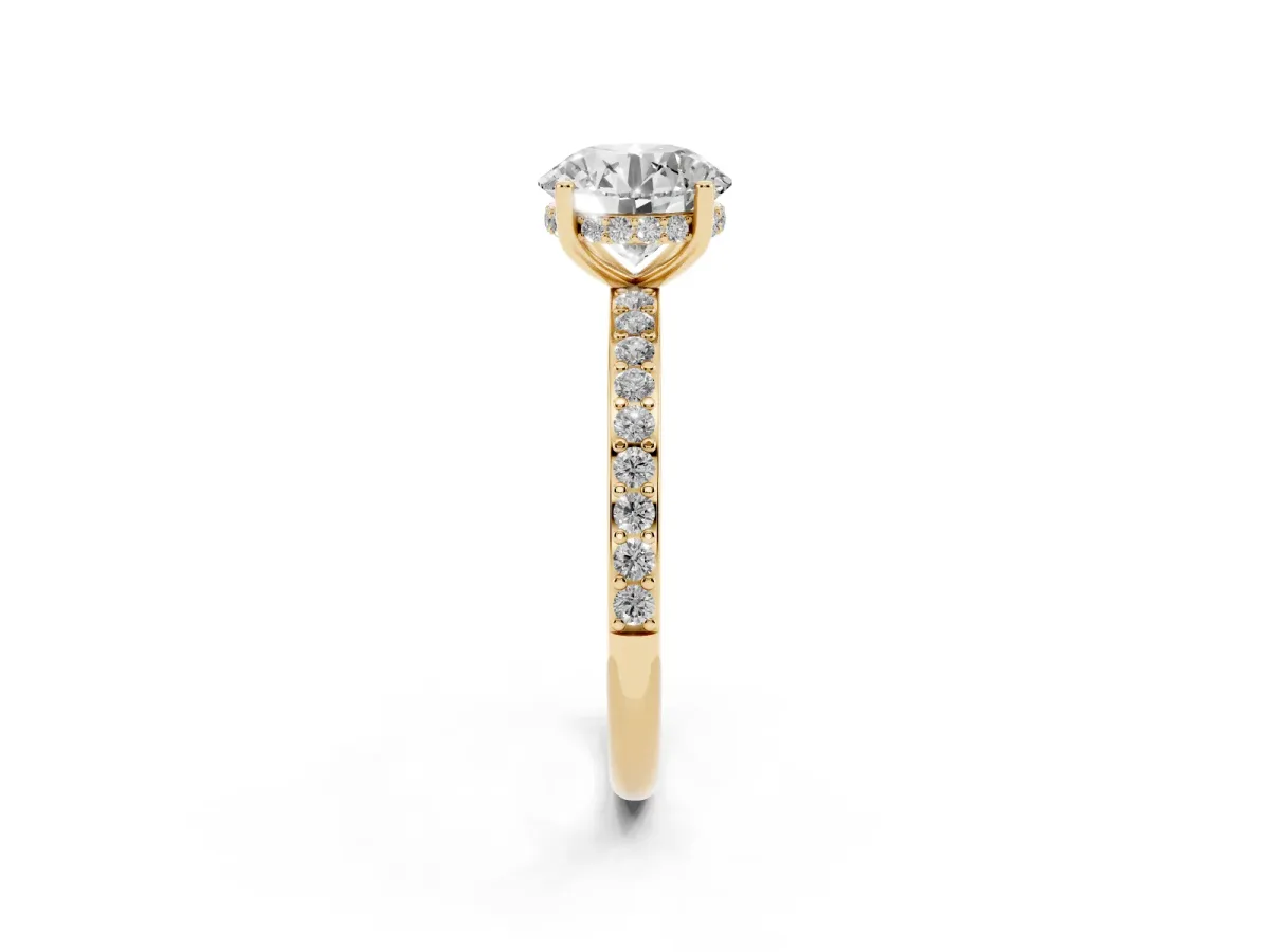 Round Cut Cut Diamond Pavé Band Ring with Four-Prong Setting Yellow gold
