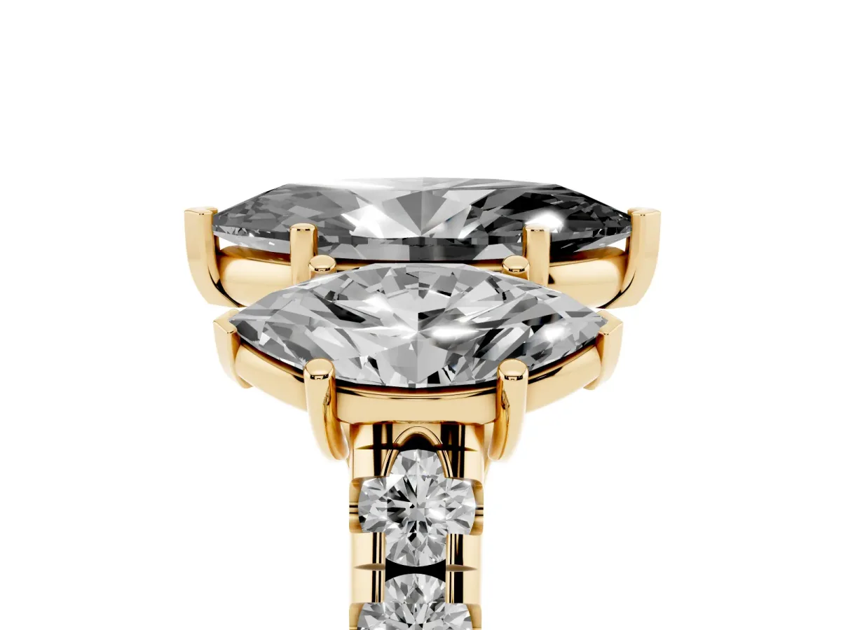 Fancy Black Three-Stone Marquise Cut Diamond Pavé Band with Prong Setting Yellow gold