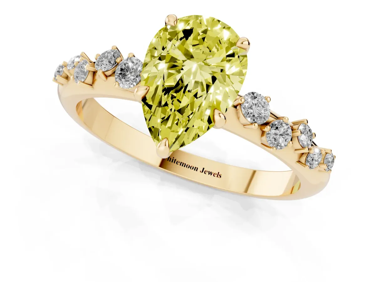 Fancy Yellow Pear Cut Diamond Cluster Prong-Set Solitaire Ring Yellow gold