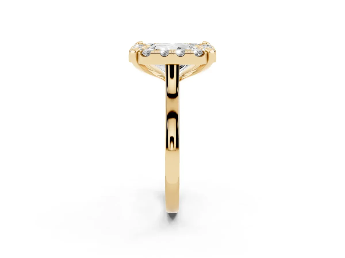 Radiant Cut Diamond Cluster Halo Solitaire with Four-Prong Setting Yellow gold