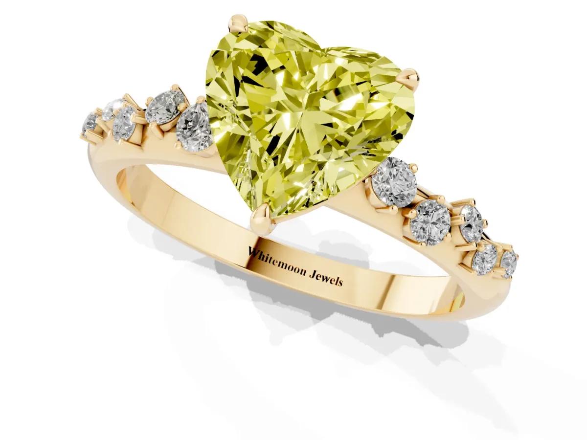 Fancy Yellow Heart Cut Diamond Cluster Prong-Set Solitaire Ring Yellow gold