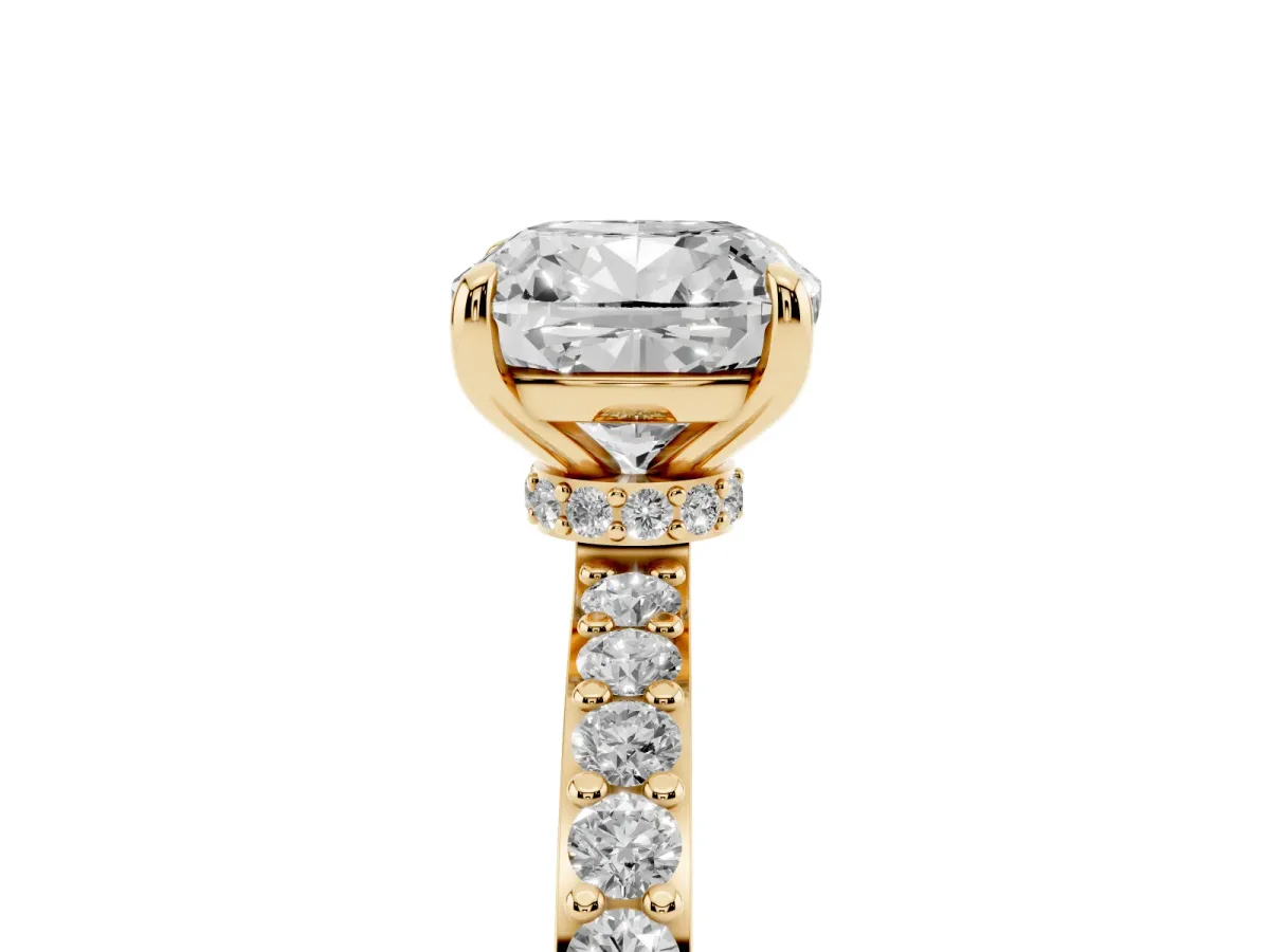 Cushion Cut Diamond Pavé Engagement Ring with Round Accents and Prong Setting Yellow gold