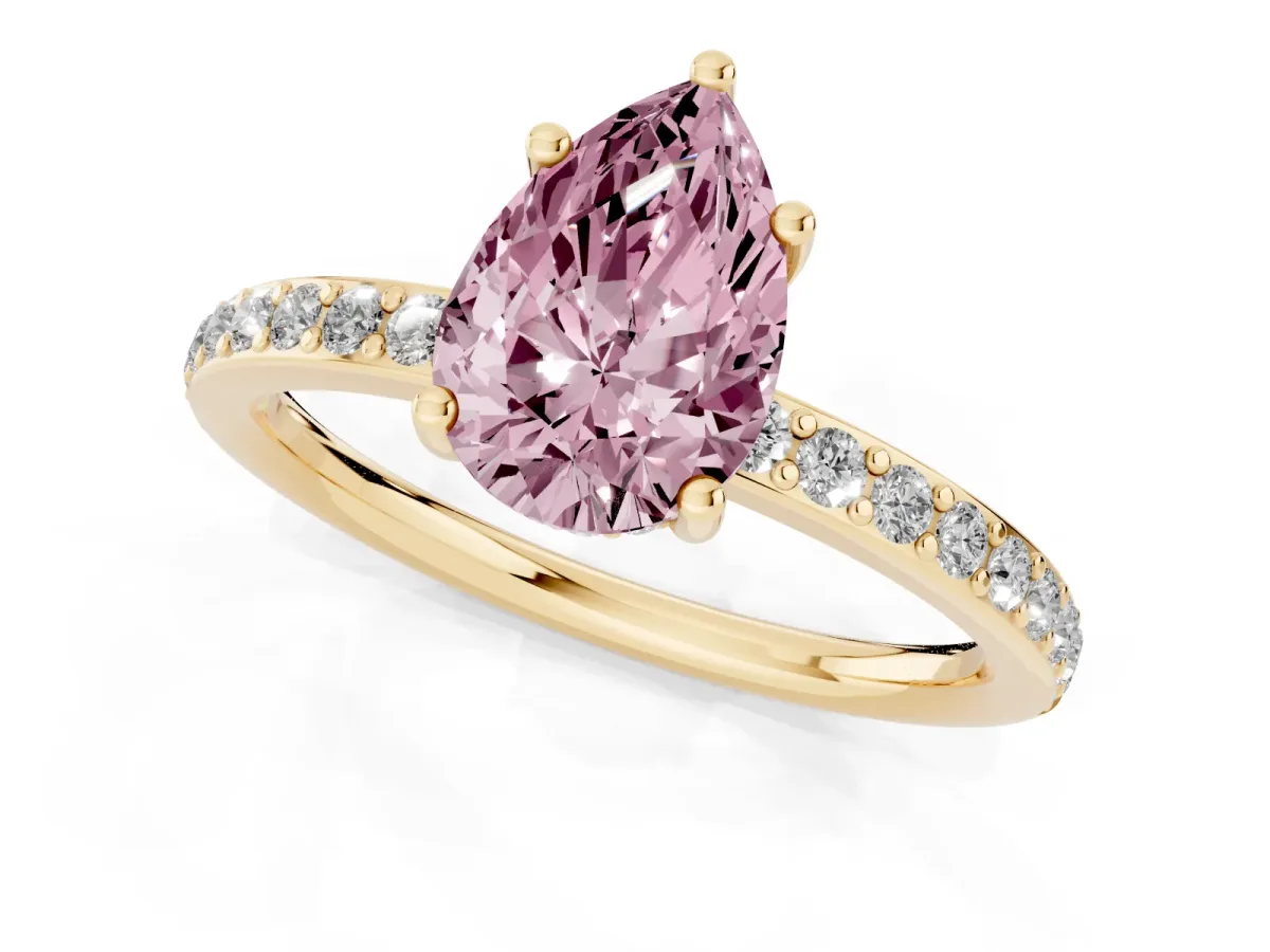 Fancy Pink Pear Cut Cut Diamond Pavé Band Ring with Four-Prong Setting Yellow gold