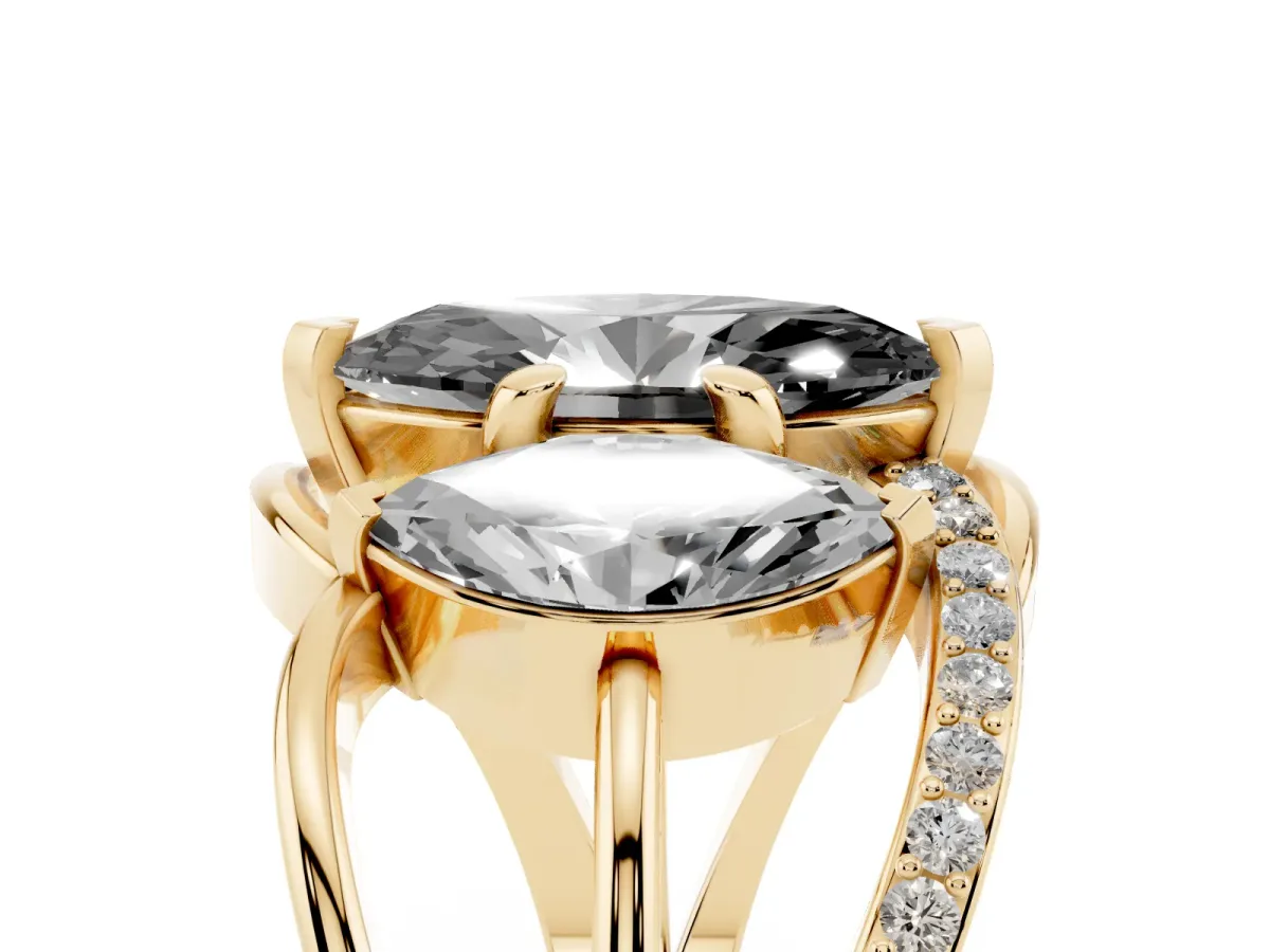 Fancy Black Three-Stone Marquise Cut Cut Diamond Split Shank Prong Set Ring Yellow gold