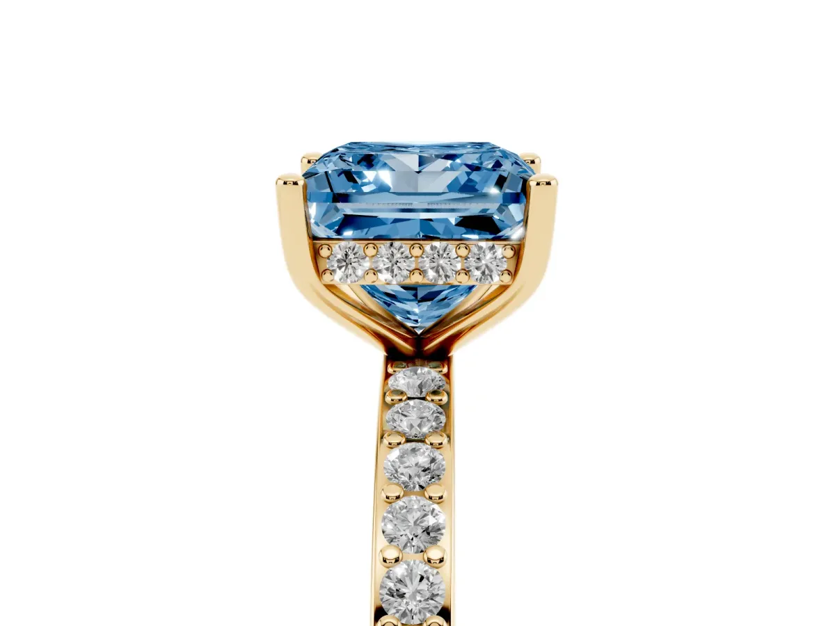 Fancy Blue Princess Cut Cut Diamond Pavé Band Ring with Four-Prong Setting Yellow gold