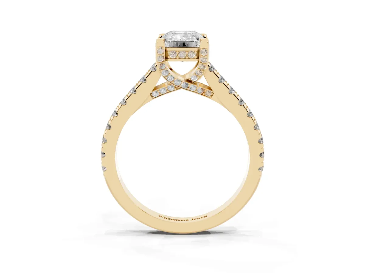 Emerald Cut Brilliant Diamond Solitaire with Pavé Band and Four-Prong Setting Yellow gold