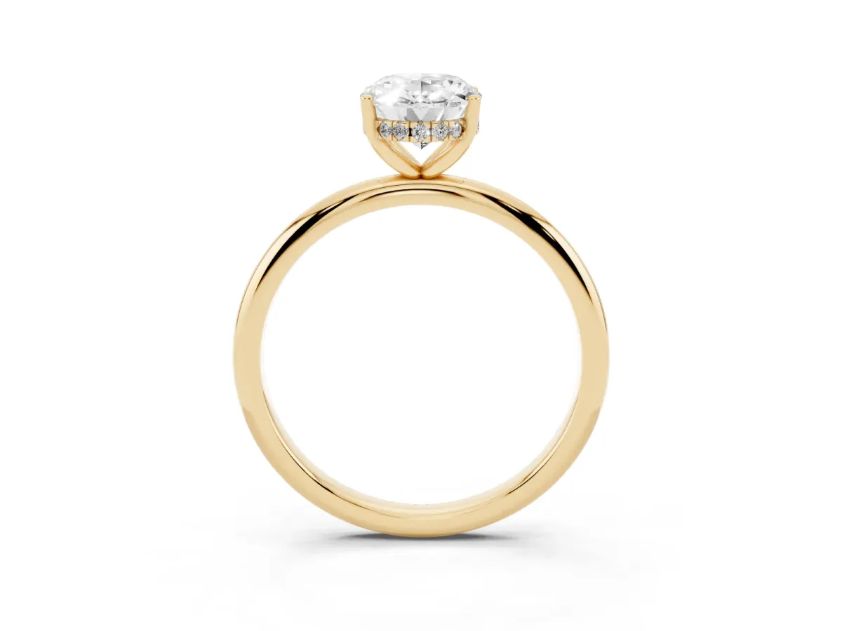 Oval Cut Cut Solitaire Engagement Ring with Four-Prong Setting and Classic Band Yellow gold