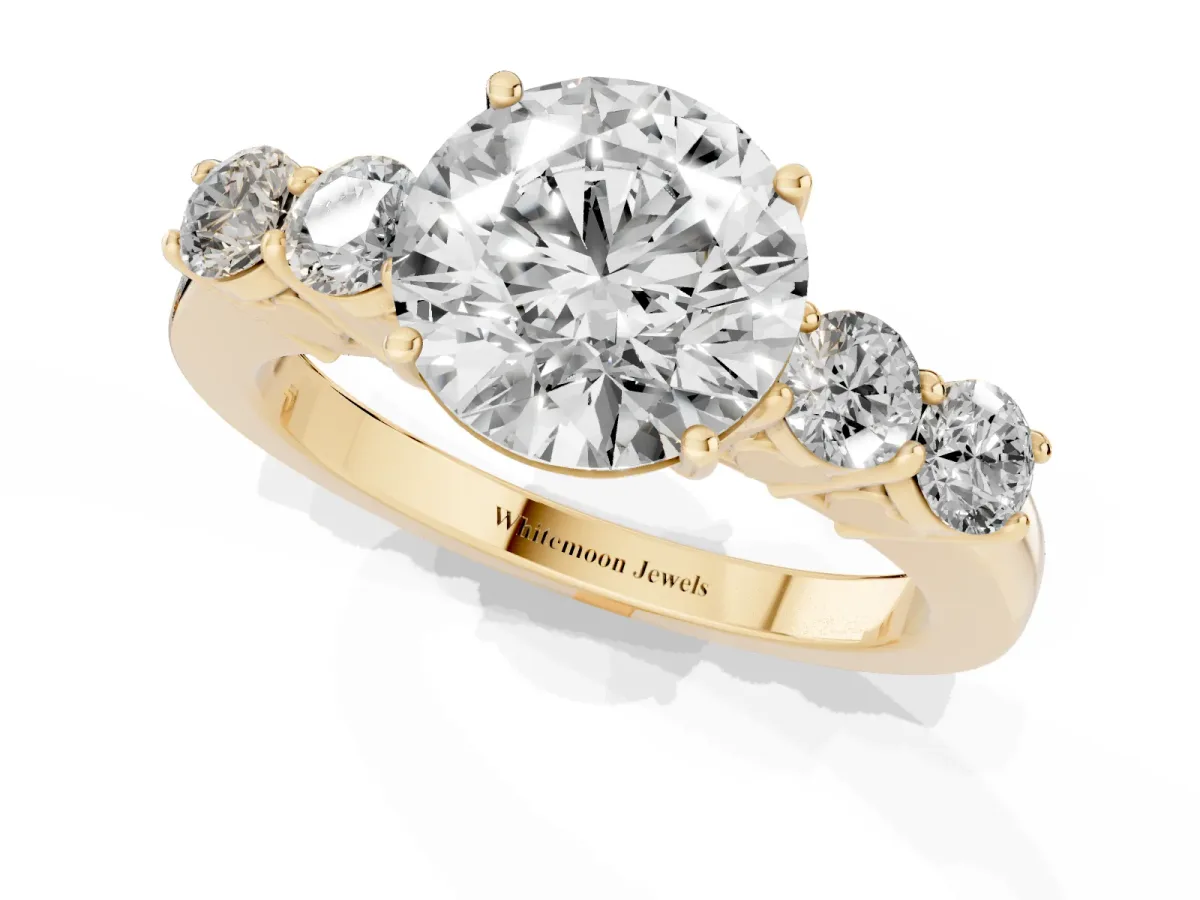 Round Cut Cut Diamond Five-Stone Prong Set White Gold Ring Yellow gold