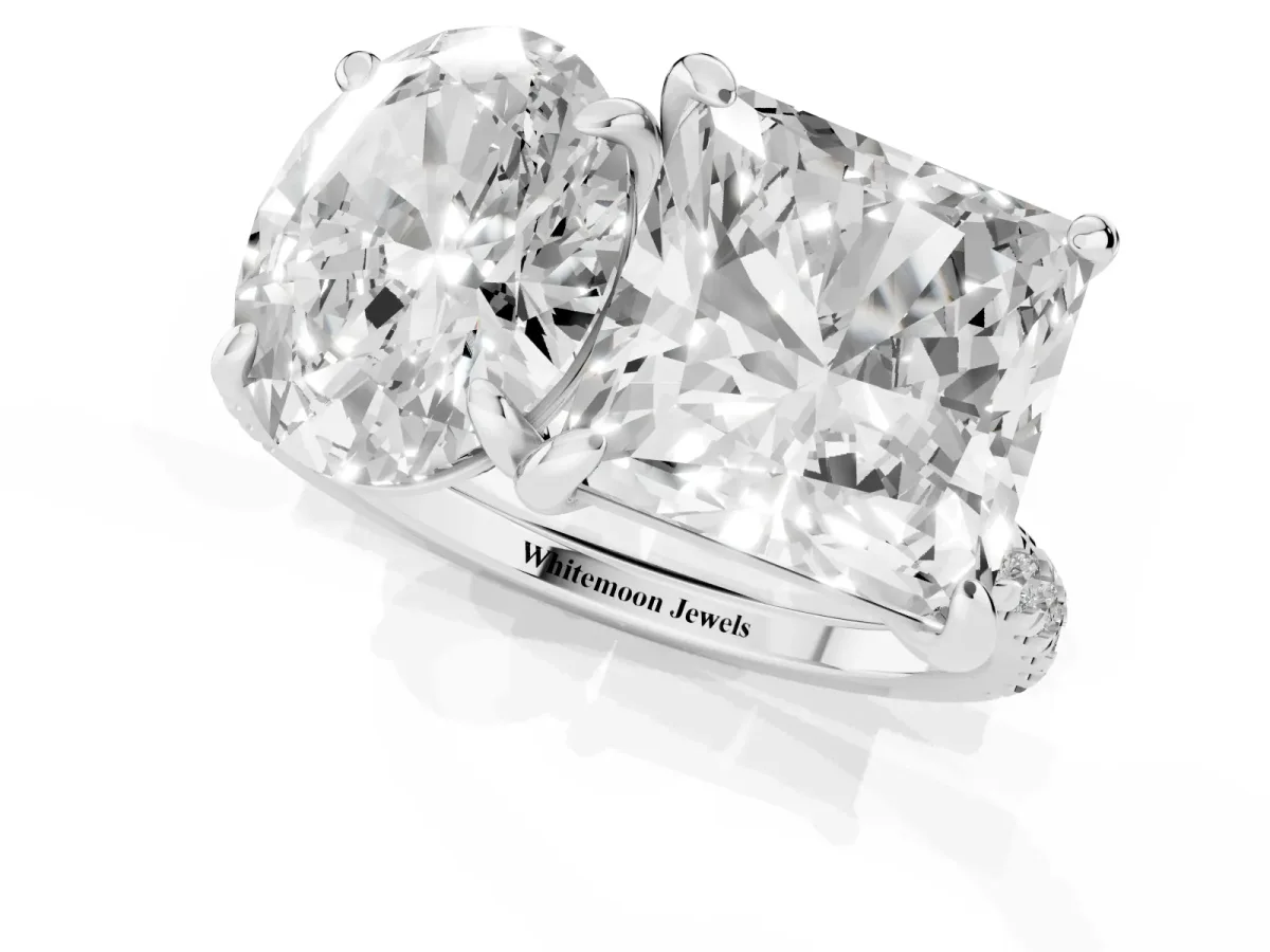 Oval and Princess Toi Moi Ring with Prong Setting and Pave Band White gold