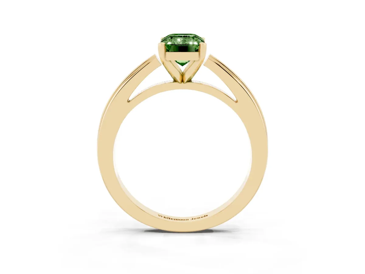 Fancy Green Emerald Cut Solitaire Diamond Ring with Four-Prong Setting and Classic Band Yellow gold