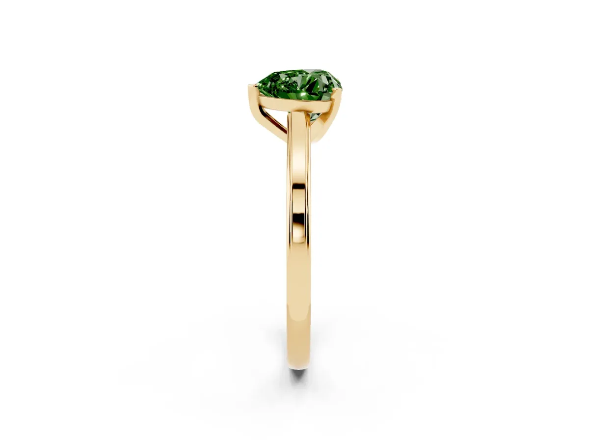 Fancy Green Heart Cut Solitaire Diamond Ring with Four-Prong Setting and Classic Band Yellow gold