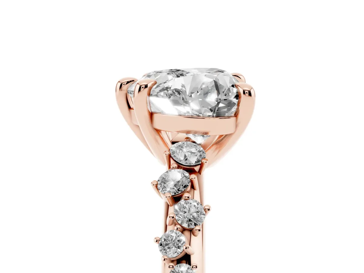 Heart Cut Cut Diamond Vine Band with Four-Prong Setting Rose gold