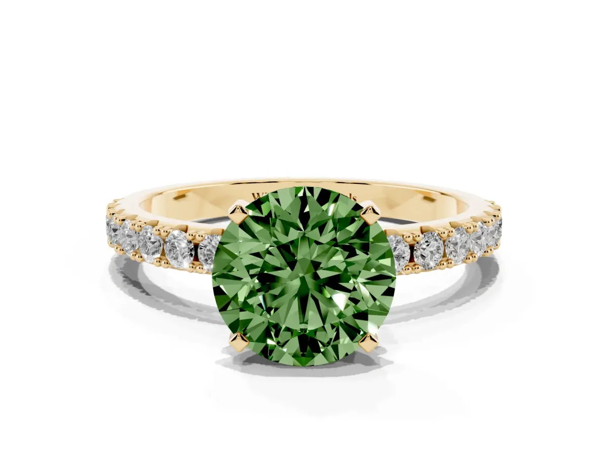 Fancy Green Round Cut Diamond Solitaire Pavé Band with Four-Prong Setting Yellow gold
