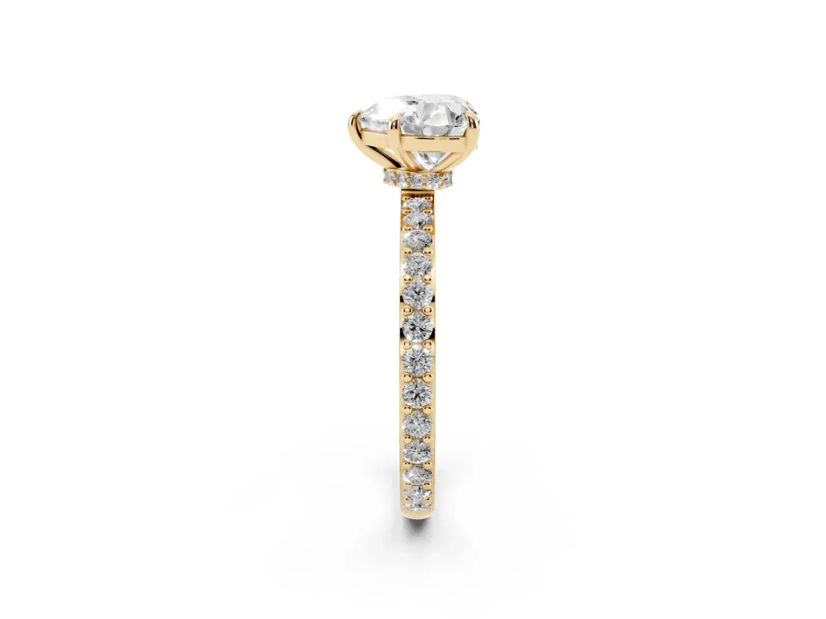 Heart Cut Diamond Pavé Engagement Ring with Round Accents and Prong Setting Yellow gold