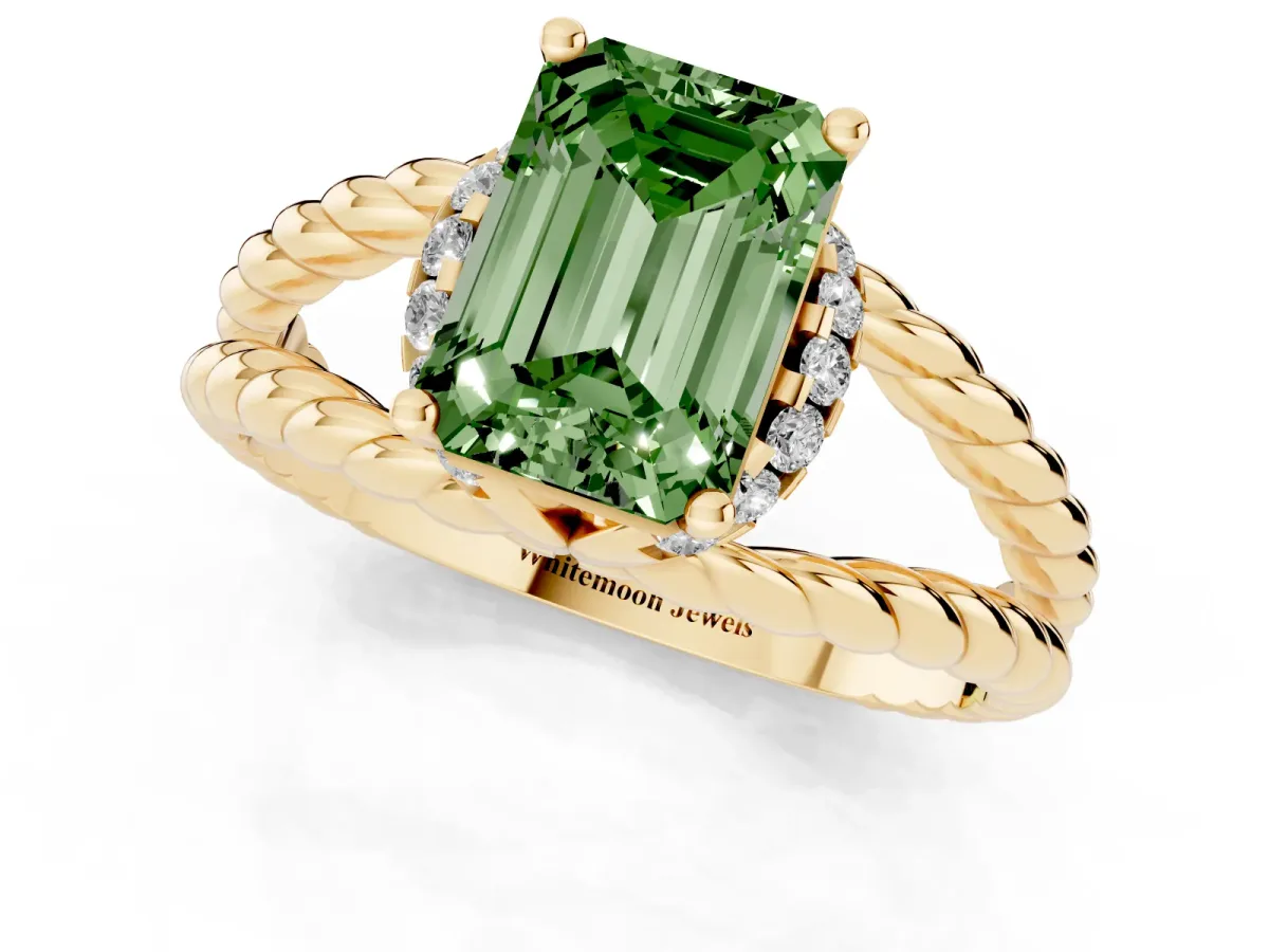 Fancy Green Emerald Cut Halo Twisted Band Four-Prong Ring Yellow gold