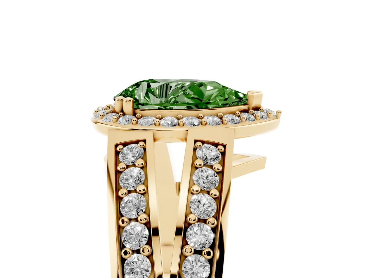 Fancy Green Pear Cut Diamond Halo Ring with Split Shank Pavé Band and Four-Prong Setting Yellow gold